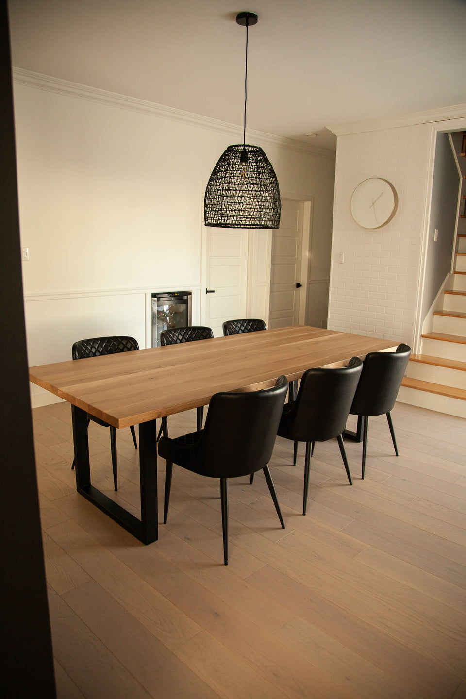 The Classic 2.0 Solid Wood Table 