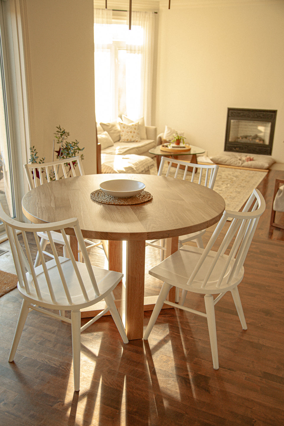 The Solid Wood Round Table